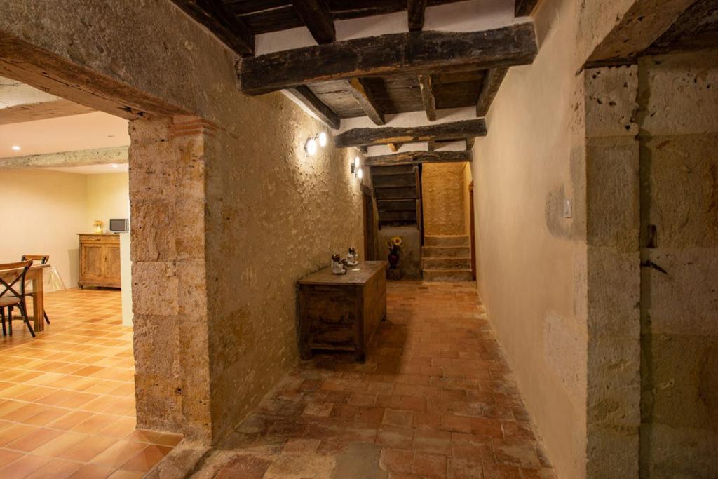 Domaine De Laplan Bed & Breakfast Cezan Bagian luar foto