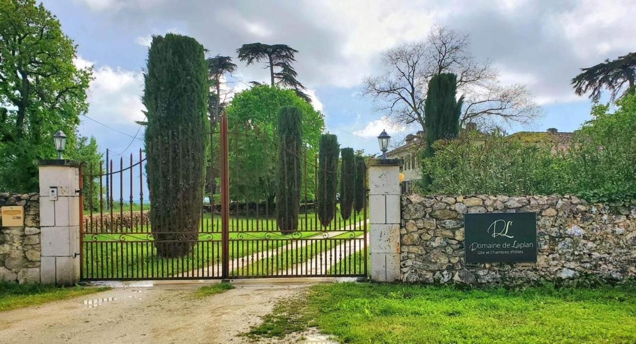 Domaine De Laplan Bed & Breakfast Cezan Bagian luar foto